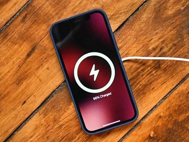 马边苹果手机维修分享iPhone 12可以随便充电吗 